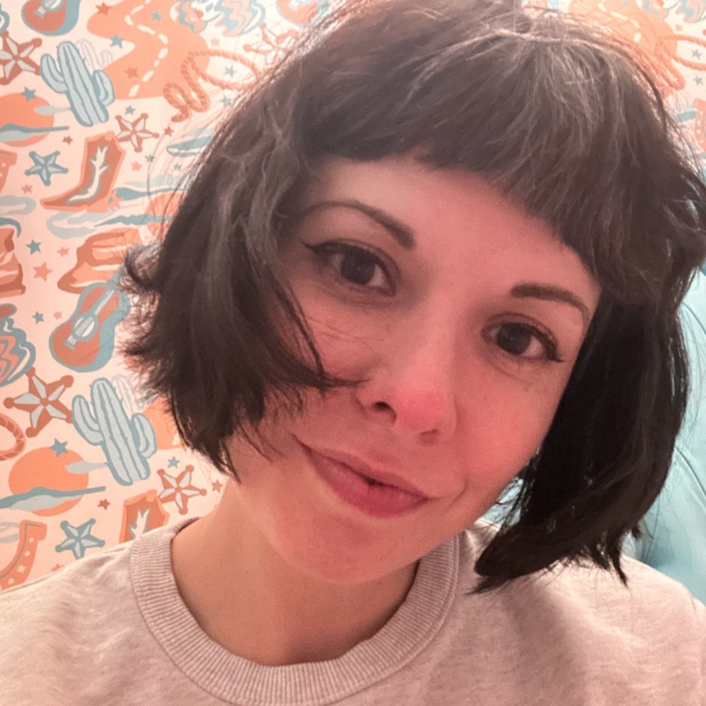 Meet your Posher, Zoe